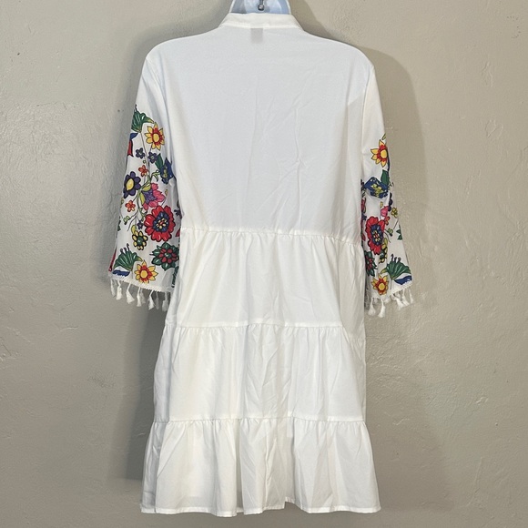 SHEIN White Dress with Colorful Floral Sleeves - Picture 3 of 5